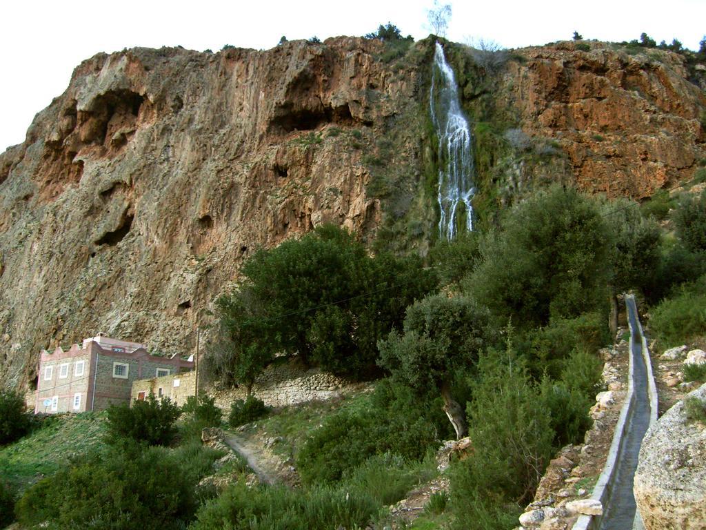 Caid Bou Malla Gite Skoura מראה חיצוני תמונה
